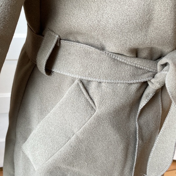 NWT Boohoo Belted Shawl Collar Coat, One Size - Picture 9 of 16